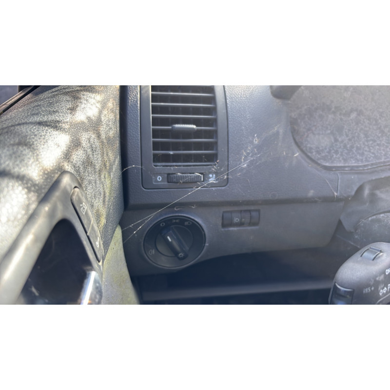 Actionneur verrou trappe d'essence VOLKSWAGEN POLO 4 Photo n°18