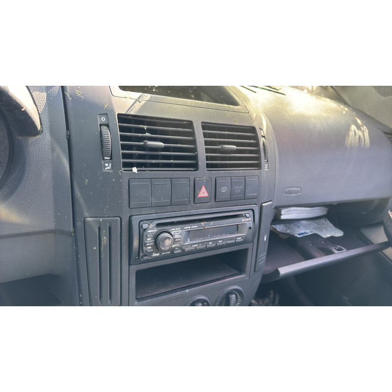 Actionneur verrou trappe d'essence VOLKSWAGEN POLO 4 Photo n°20