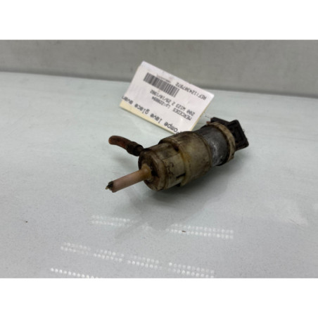 Pompe lave glace avant MERCEDES 200 W123