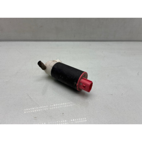 Pompe lave glace arriere TOYOTA YARIS 1 Photo n°1