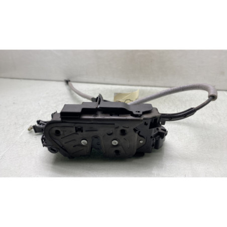 Serrure arriere droit VOLKSWAGEN POLO 6 Photo n°1