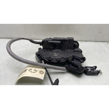 Serrure arriere droit VOLKSWAGEN POLO 6