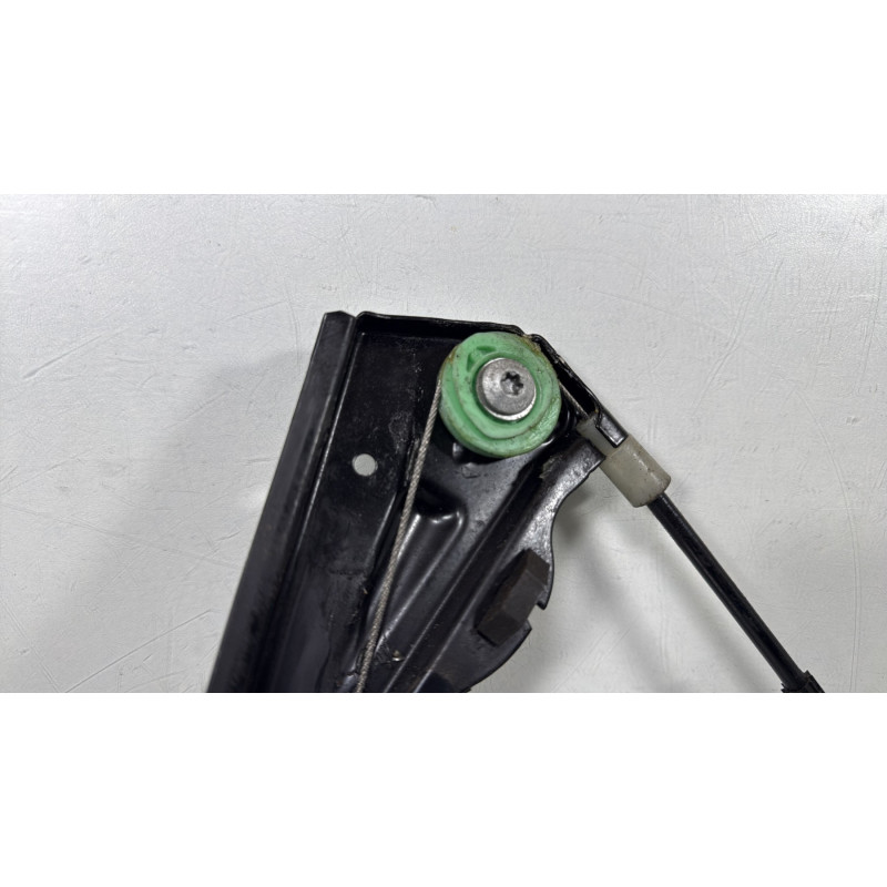 Leve vitre electrique avant gauche VOLKSWAGEN GOLF 5 Photo n°6