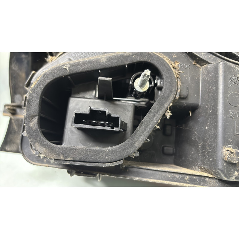 Feu arriere principal gauche (feux) CITROEN C4 CACTUS Photo n°3