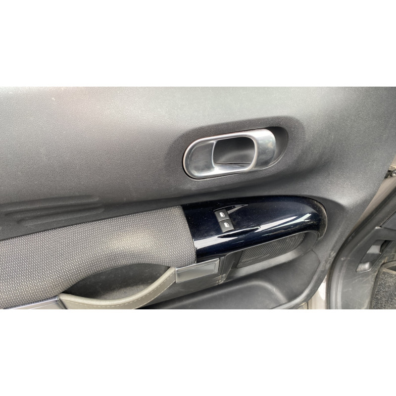 Feu arriere principal gauche (feux) CITROEN C4 CACTUS Photo n°13