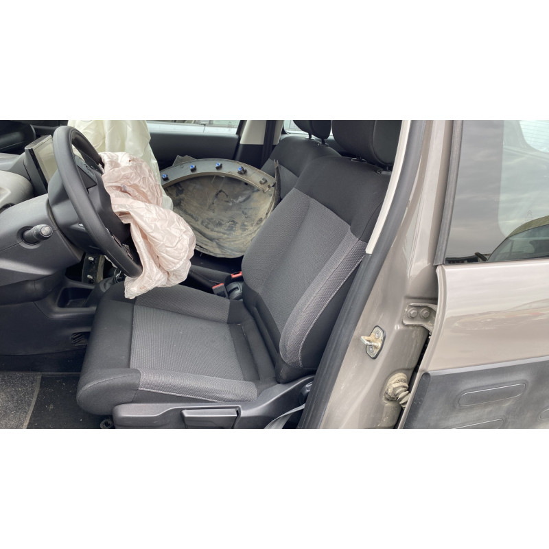 Feu arriere principal gauche (feux) CITROEN C4 CACTUS Photo n°14