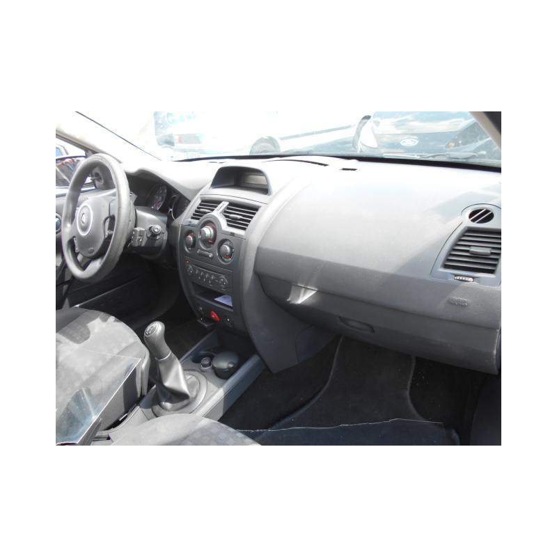 Renfort pare choc arriere (traverse) RENAULT MEGANE 2 Photo n°7