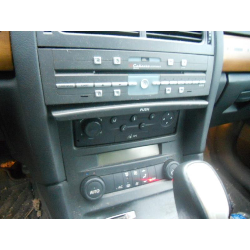 Vitre avant droit RENAULT VEL SATIS Photo n°16