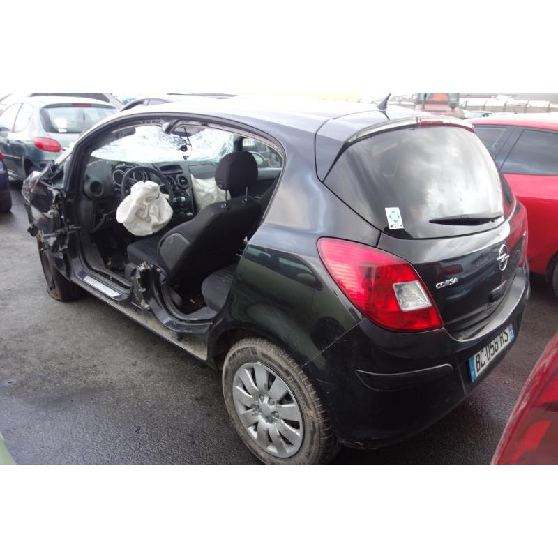 Vitre avant droit OPEL CORSA D Photo n°9