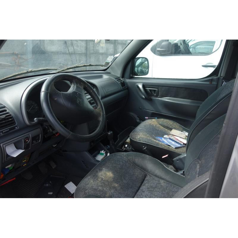 Custode arriere gauche PEUGEOT PARTNER 1 Photo n°10