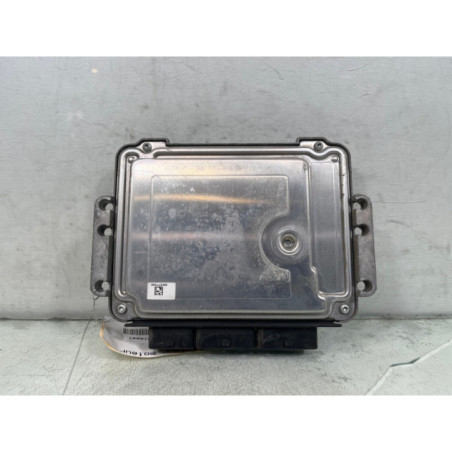 Calculateur moteur RENAULT TRAFIC 2