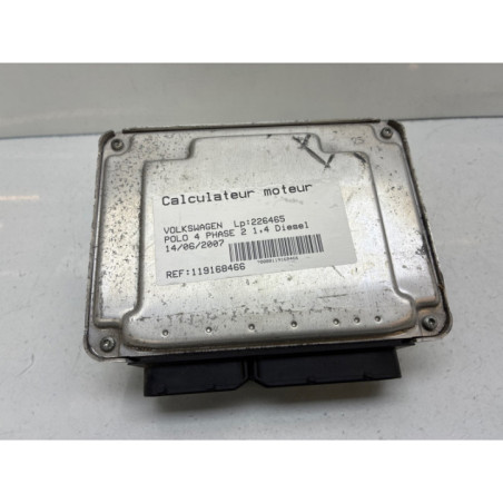 Calculateur moteur VOLKSWAGEN POLO 4 Photo n°1