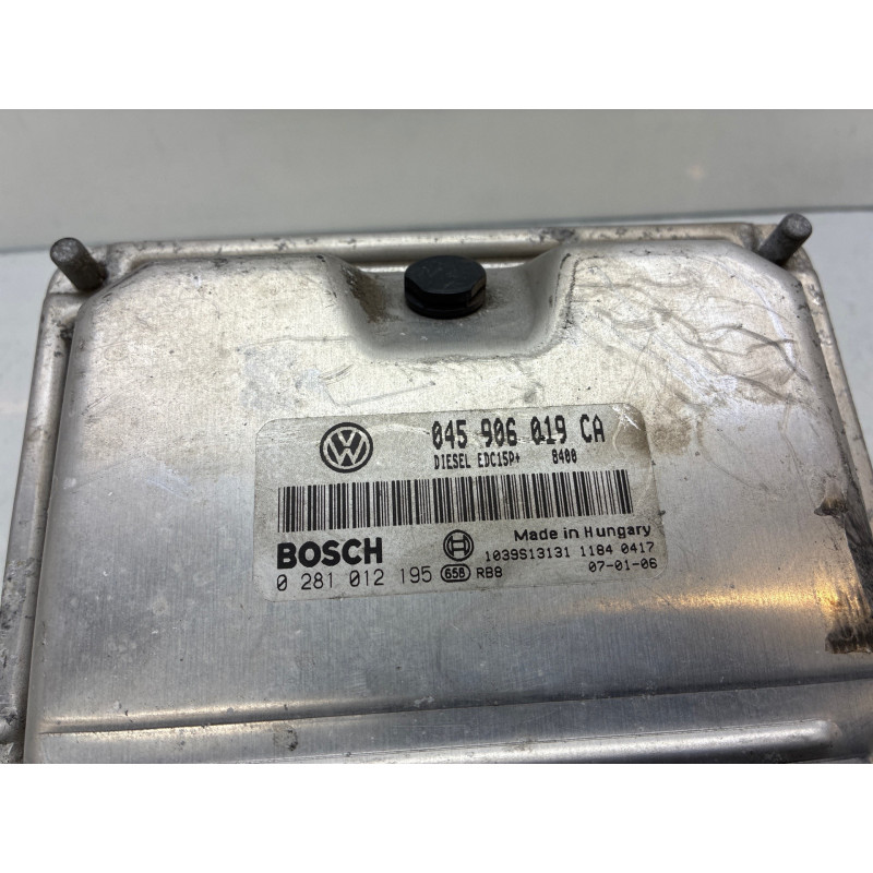 Calculateur moteur VOLKSWAGEN POLO 4 Photo n°3
