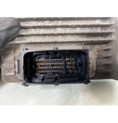 Calculateur moteur OPEL MERIVA A Photo n°1