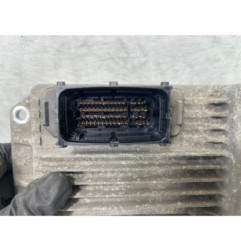 Calculateur moteur OPEL MERIVA A