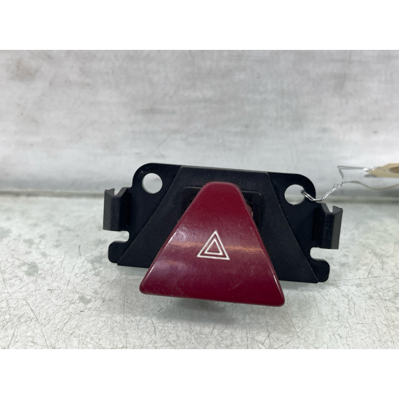 Bouton de warning PEUGEOT 307 Photo n°3