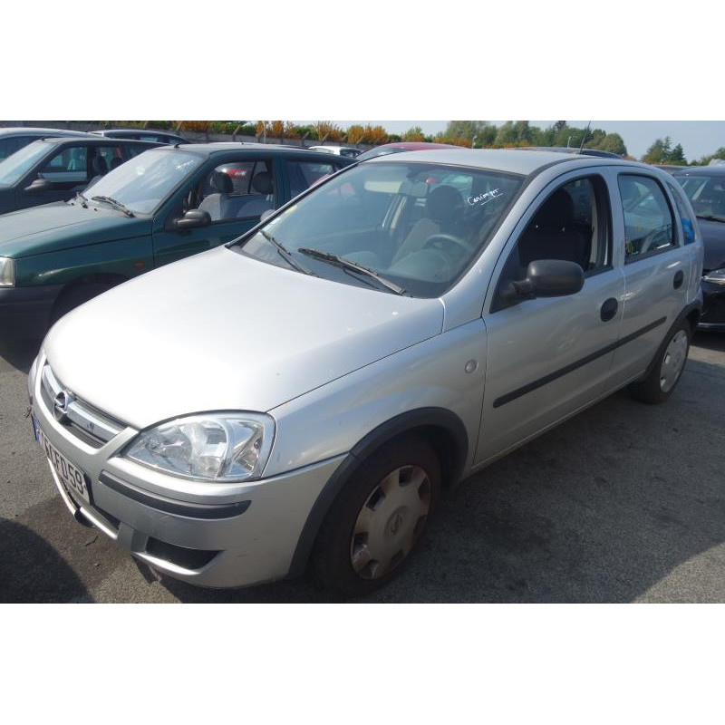 Vitre arriere droit OPEL CORSA C Photo n°8