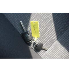 Vitre arriere droit OPEL CORSA C