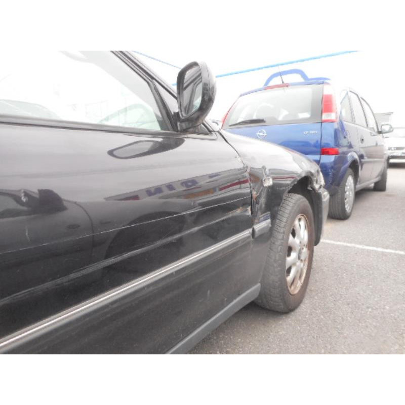 Vitre arriere droit HONDA ACCORD 5 Photo n°10