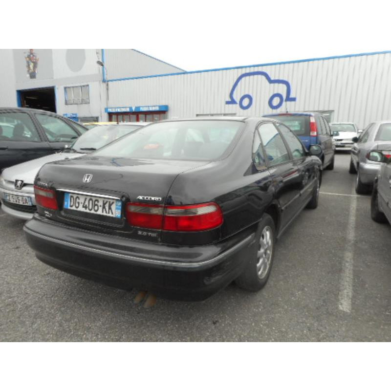 Vitre avant droit HONDA ACCORD 5 Photo n°9