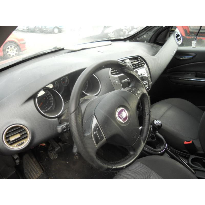 Vitre arriere gauche FIAT BRAVO 2 Photo n°14