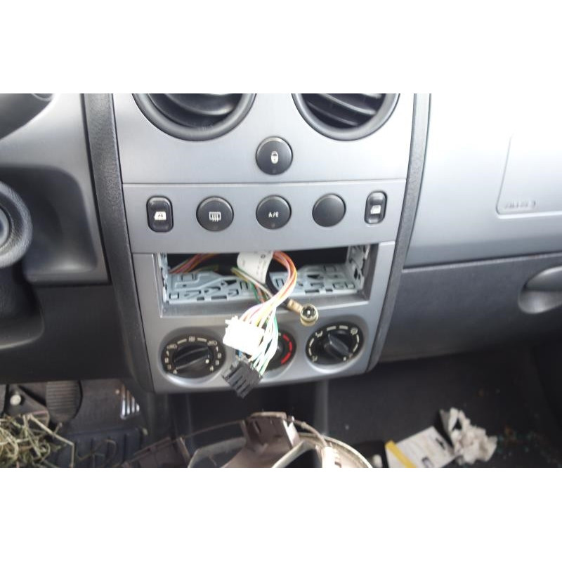 Custode arriere droit PEUGEOT PARTNER 1 Photo n°17