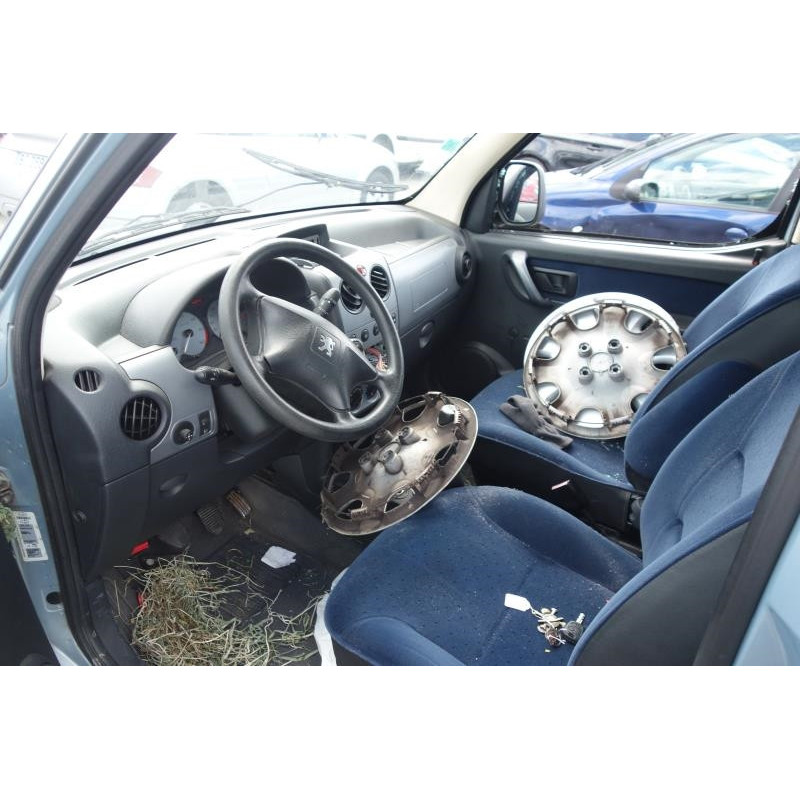 Custode arriere droit PEUGEOT PARTNER 1 Photo n°18