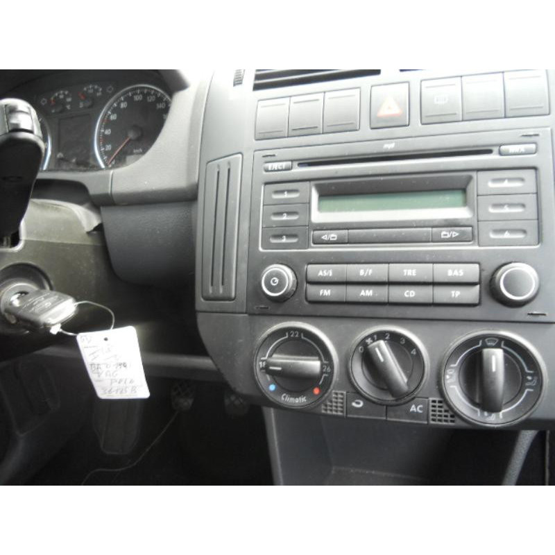 Bras essuie glace avant droit VOLKSWAGEN POLO 4 Photo n°6