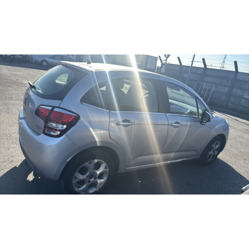 Porte avant droit CITROEN C3 2 Photo n°14