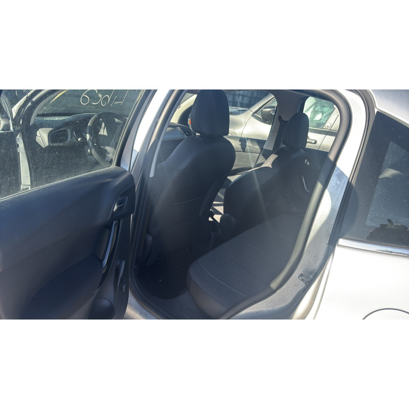 Porte avant droit CITROEN C3 2 Photo n°17