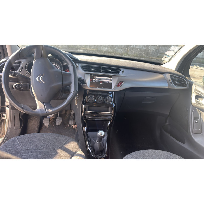 Porte avant droit CITROEN C3 2 Photo n°19