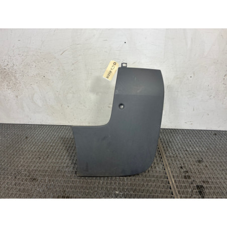 Crosse arriere gauche RENAULT TRAFIC 2