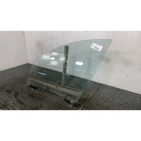 Vitre avant gauche RENAULT GRAND SCENIC 3 Photo n°1