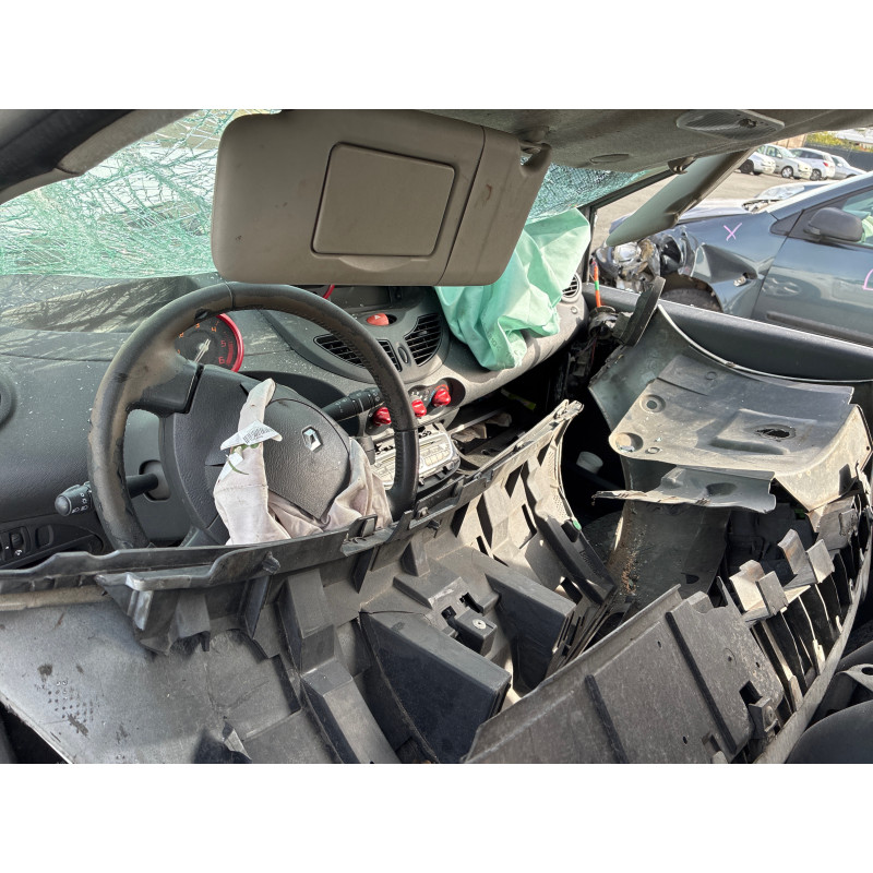 Plage arriere RENAULT TWINGO 2 Photo n°15
