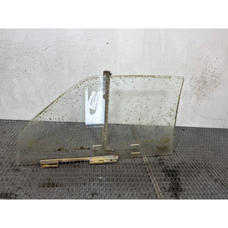 Vitre avant droit PEUGEOT 309