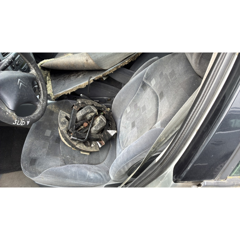 Vitre avant gauche CITROEN C5 1 Photo n°13