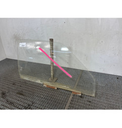 Vitre avant droit PEUGEOT 205