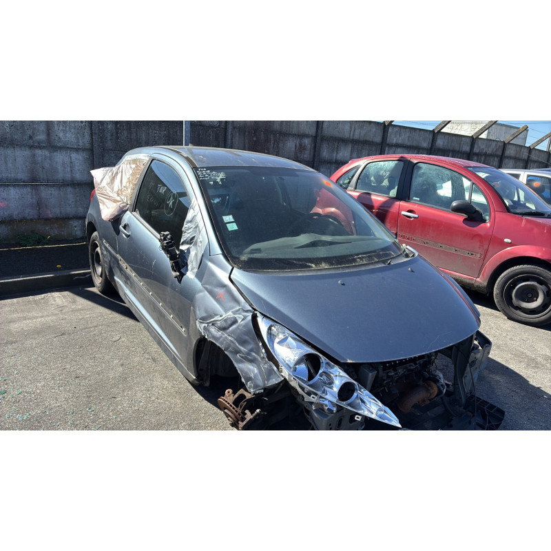Vitre avant gauche PEUGEOT 207 Photo n°4
