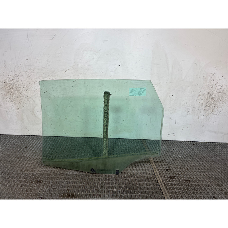 Vitre arriere droit CITROEN C4 PICASSO 1 Photo n°3