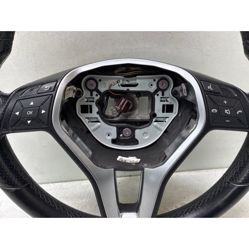 Volant MERCEDES CLASSE A 176 Photo n°1