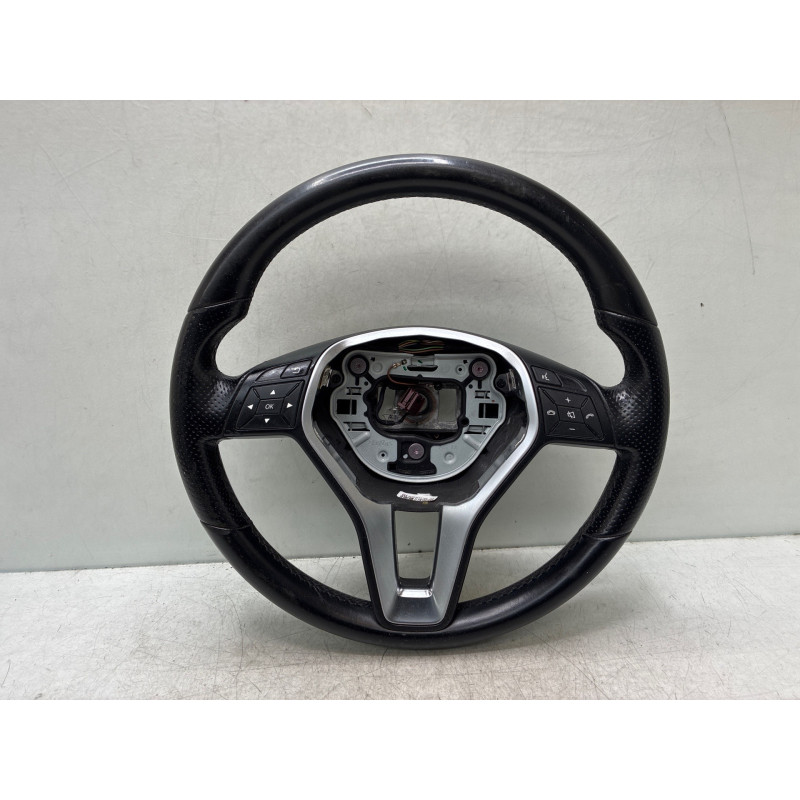 Volant MERCEDES CLASSE A 176 Photo n°6