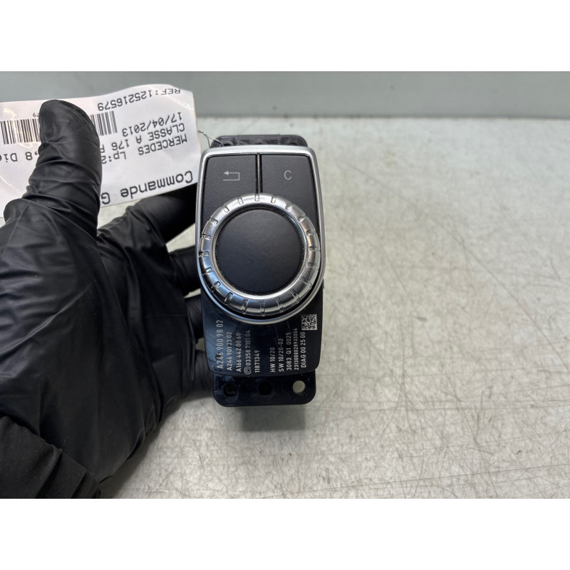 Commande GPS MERCEDES CLASSE A 176 Photo n°2