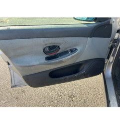Vitre arriere gauche PEUGEOT 406