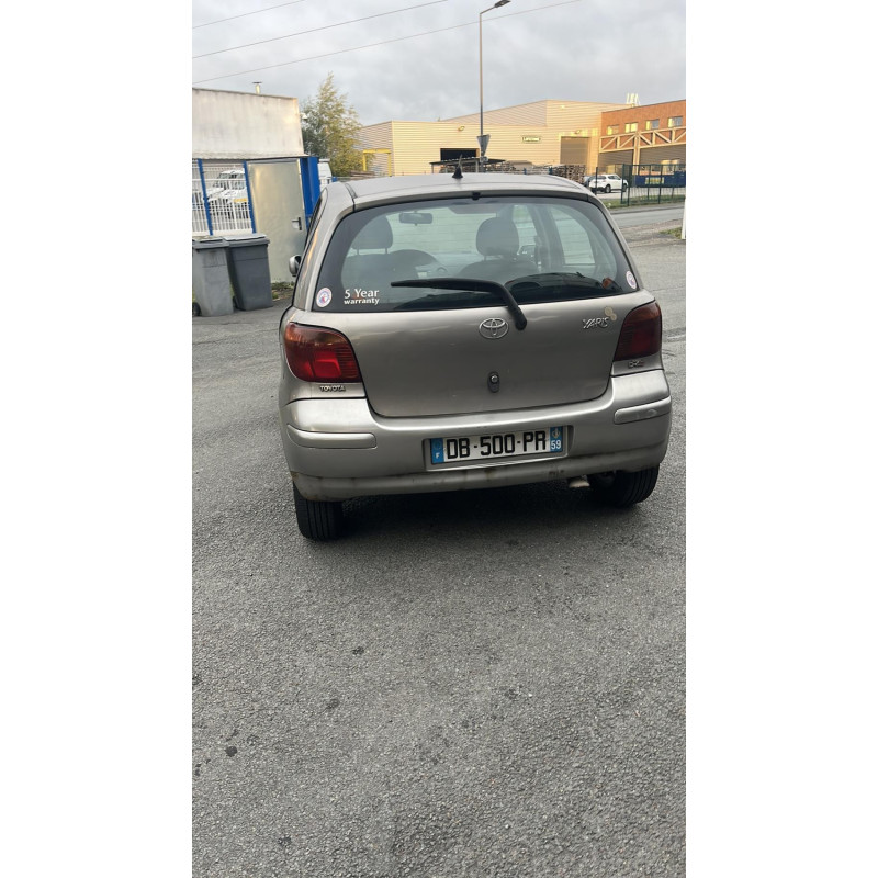 Vitre avant gauche TOYOTA YARIS 1 Photo n°6