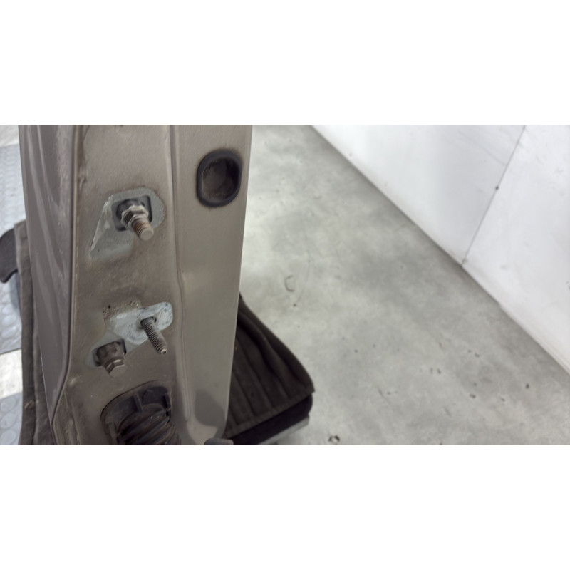 Porte avant droit RENAULT CLIO 3 Photo n°4