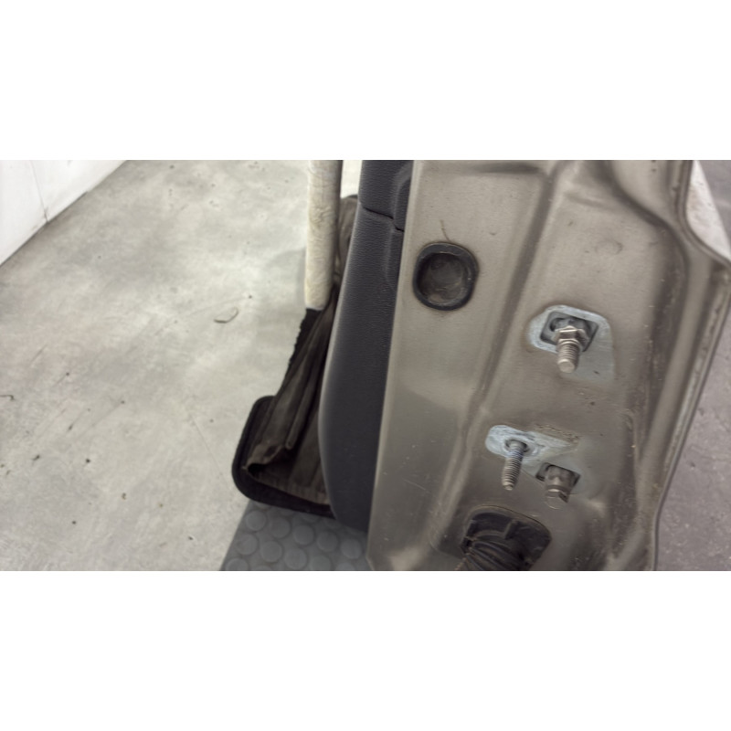 Porte avant gauche RENAULT CLIO 3 Photo n°5