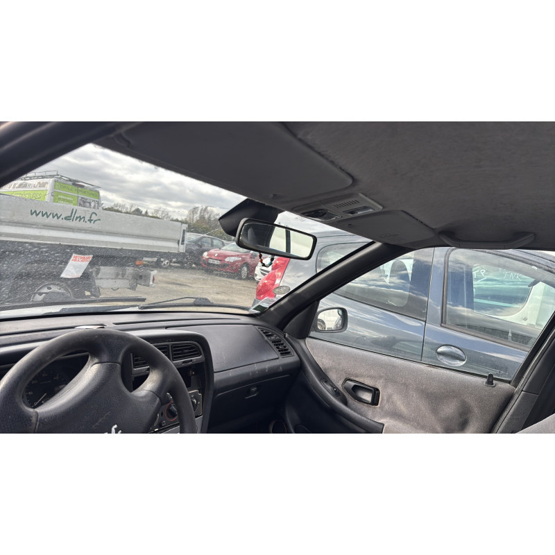 Custode arriere gauche (porte) PEUGEOT 306 Photo n°15