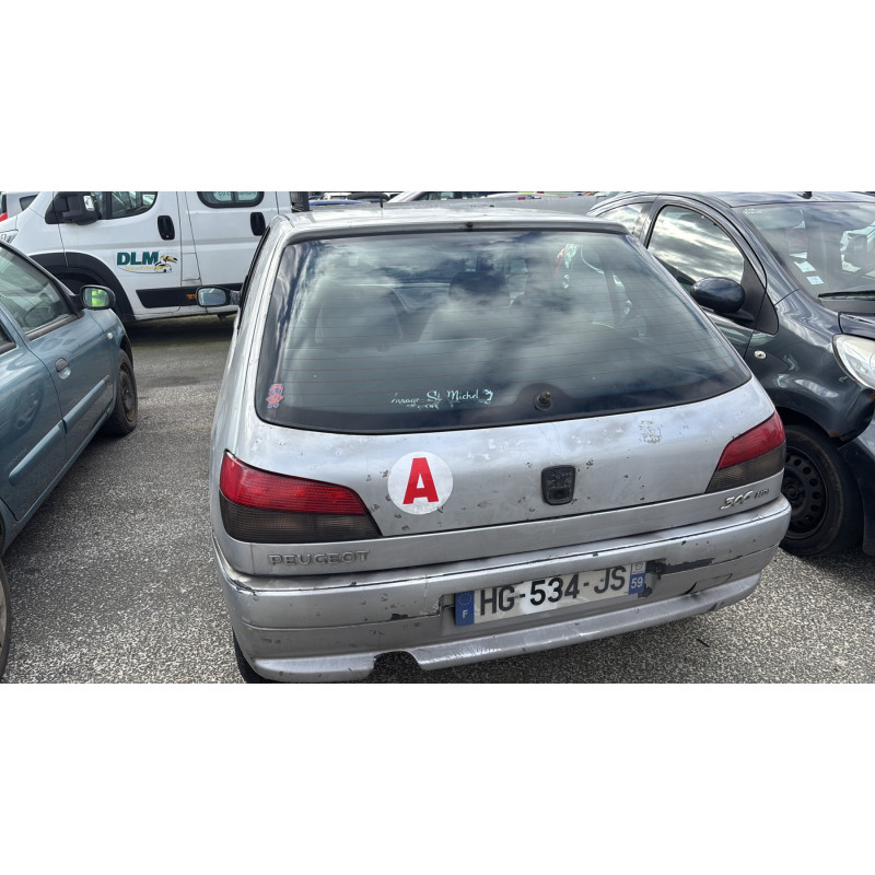 Poignee porte avant droit PEUGEOT 306 Photo n°9