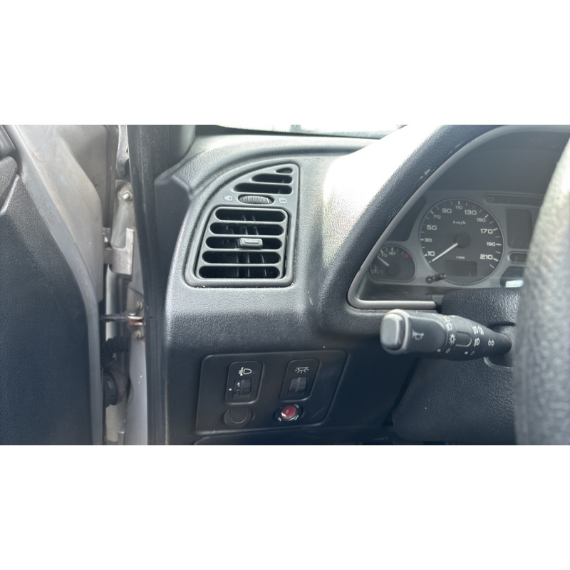 Poignee porte avant droit PEUGEOT 306 Photo n°19
