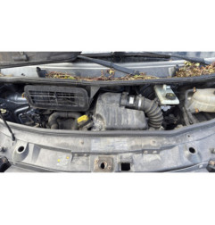 Crosse arriere droit OPEL VIVARO 1